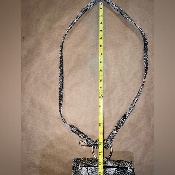 Street Level Mini Crossbody Bag Faux Snakeskin Gray Black NWT - Picture 7 of 15